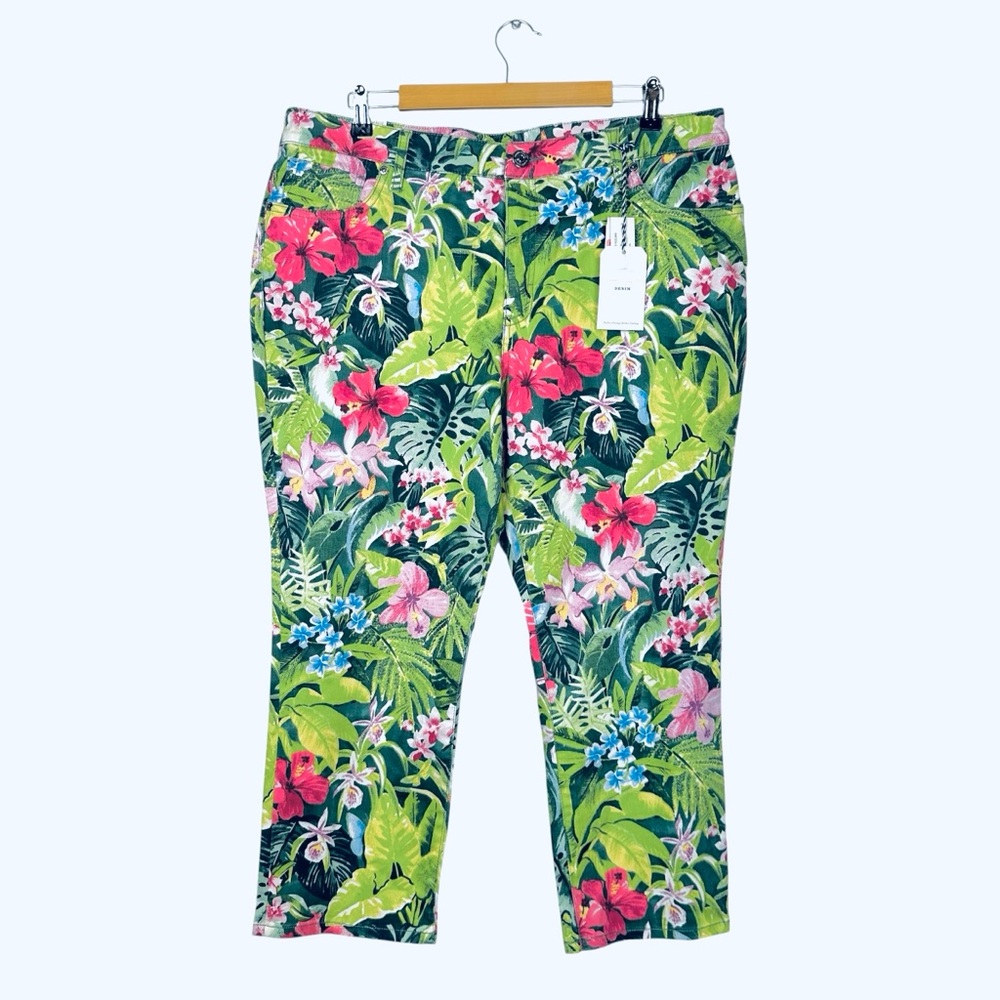Tommy Bahama Twill High Rise Crop Green Floral Pants Size 16 New